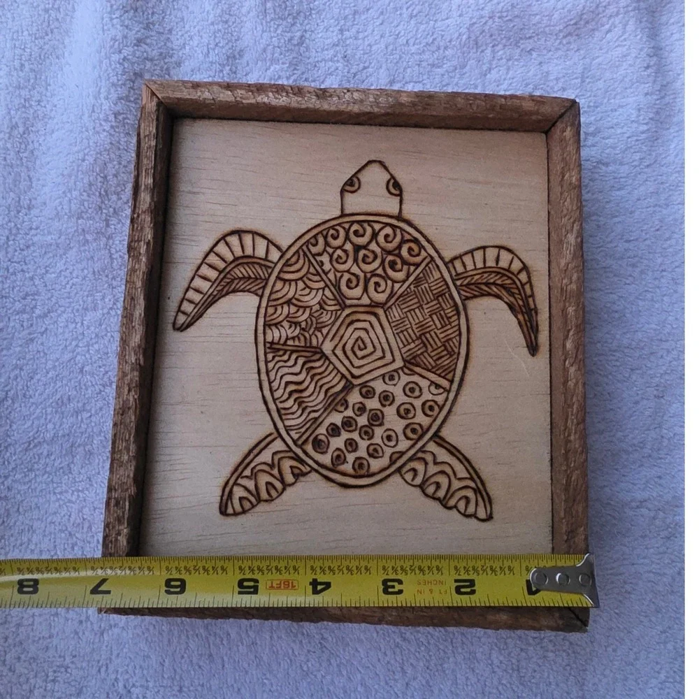 Handmade Wood Burned Sea Turtle Wall Art Rustic Reclaimed Wood Frame Pyrograp E3